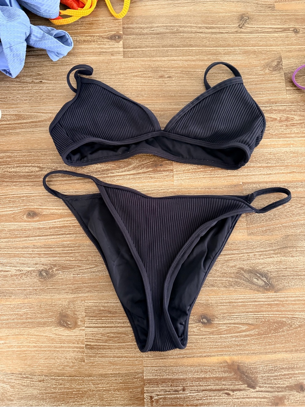 La Hearts Black Ribbed Triangle Bikini Set